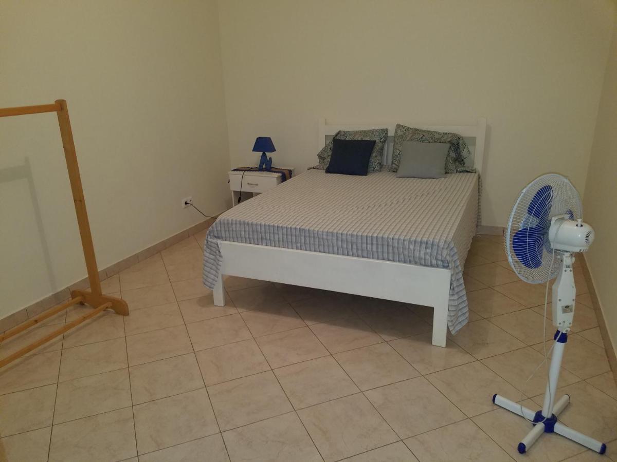 Chez Albino Guest House Сао Филипе Екстериор снимка