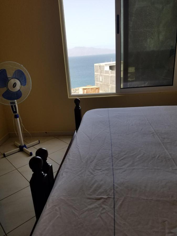 Chez Albino Guest House Сао Филипе Екстериор снимка