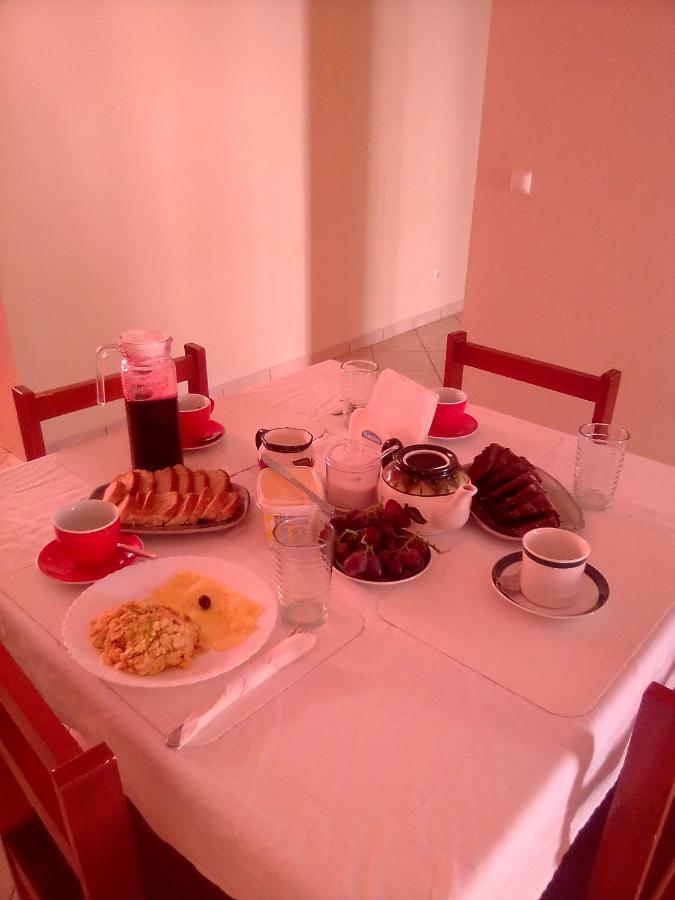Chez Albino Guest House Сао Филипе Екстериор снимка